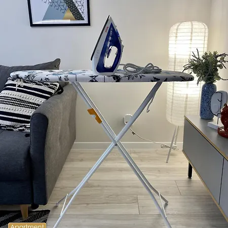 Piekny Przytulny - Blisko Akwenu Wodnego *