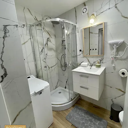 Piekny Przytulny - Blisko Akwenu Wodnego Apartment
