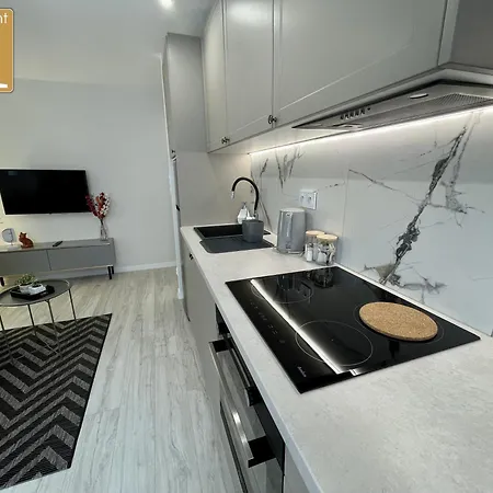 Piekny Przytulny - Blisko Akwenu Wodnego Apartmán *